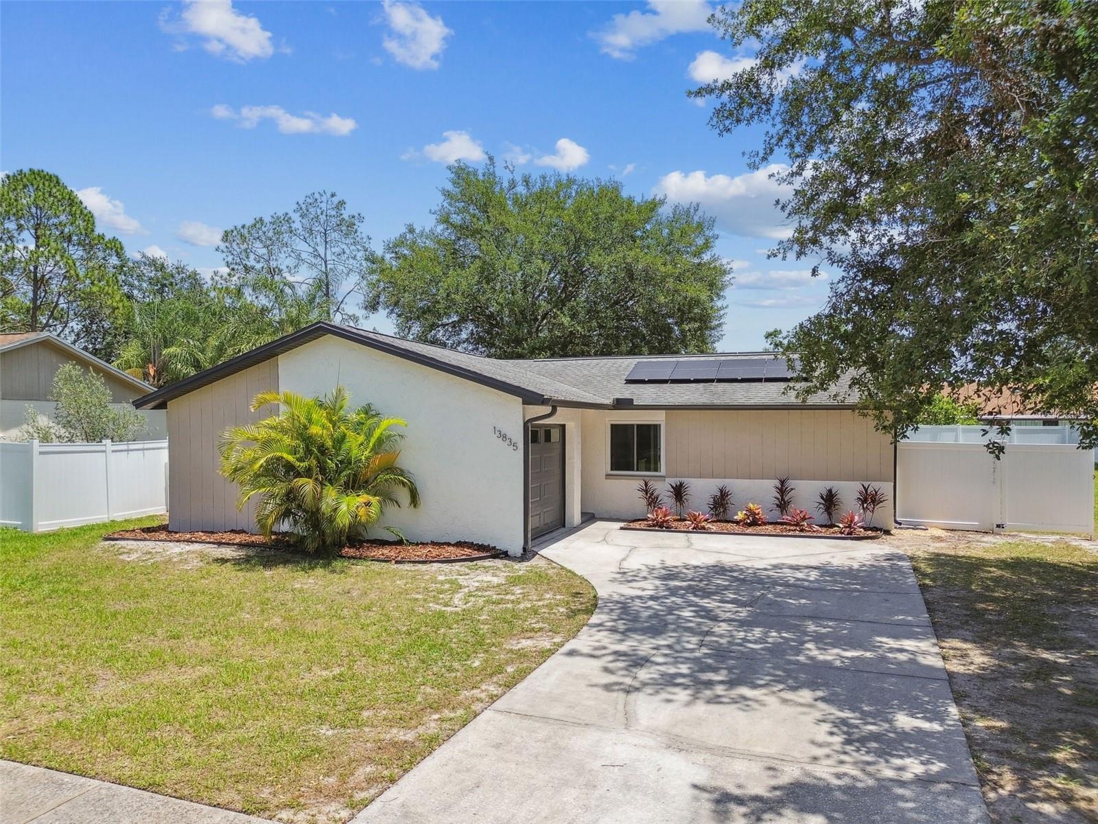 13835 PATHFINDER DR