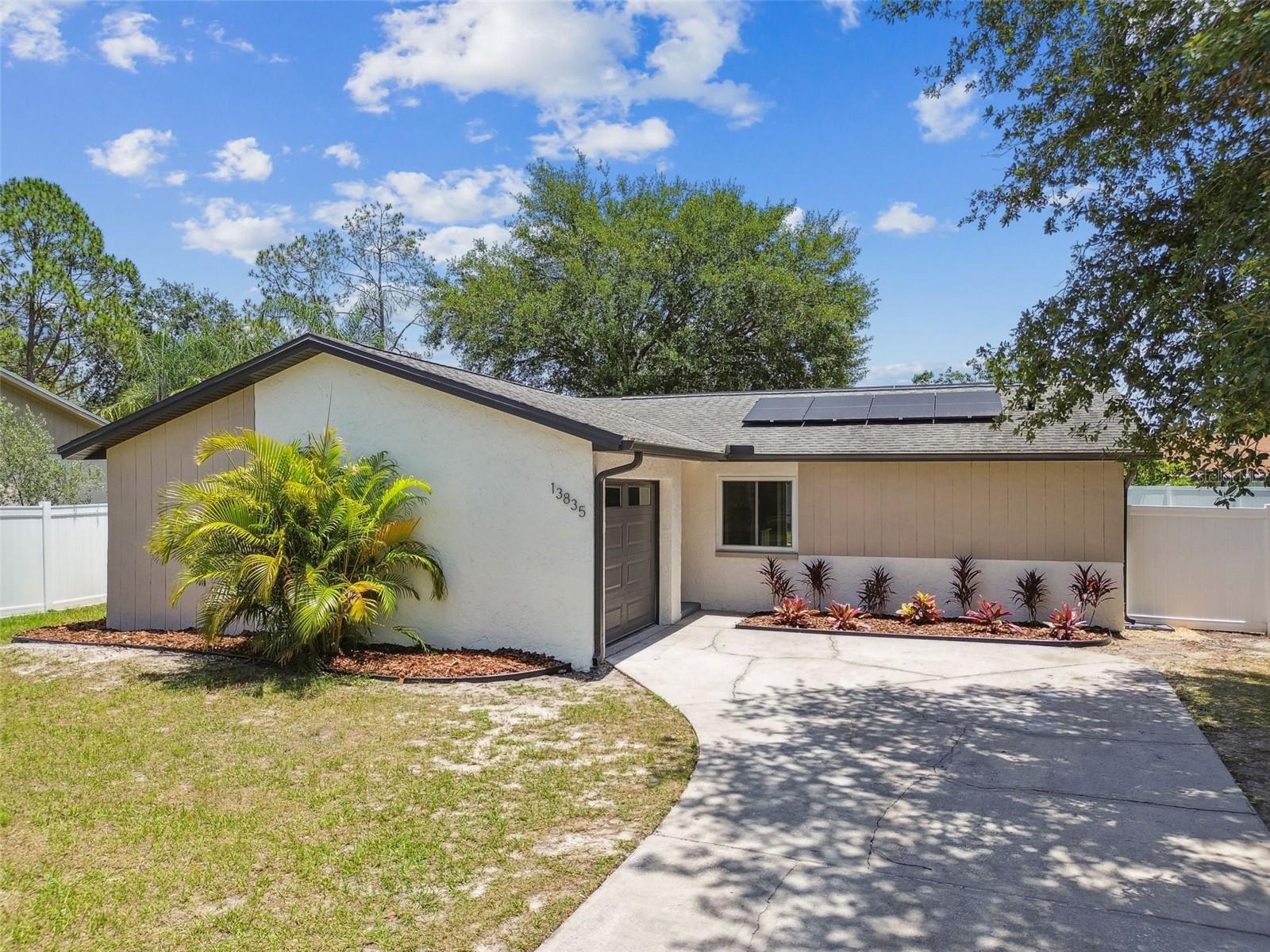 13835 PATHFINDER DR