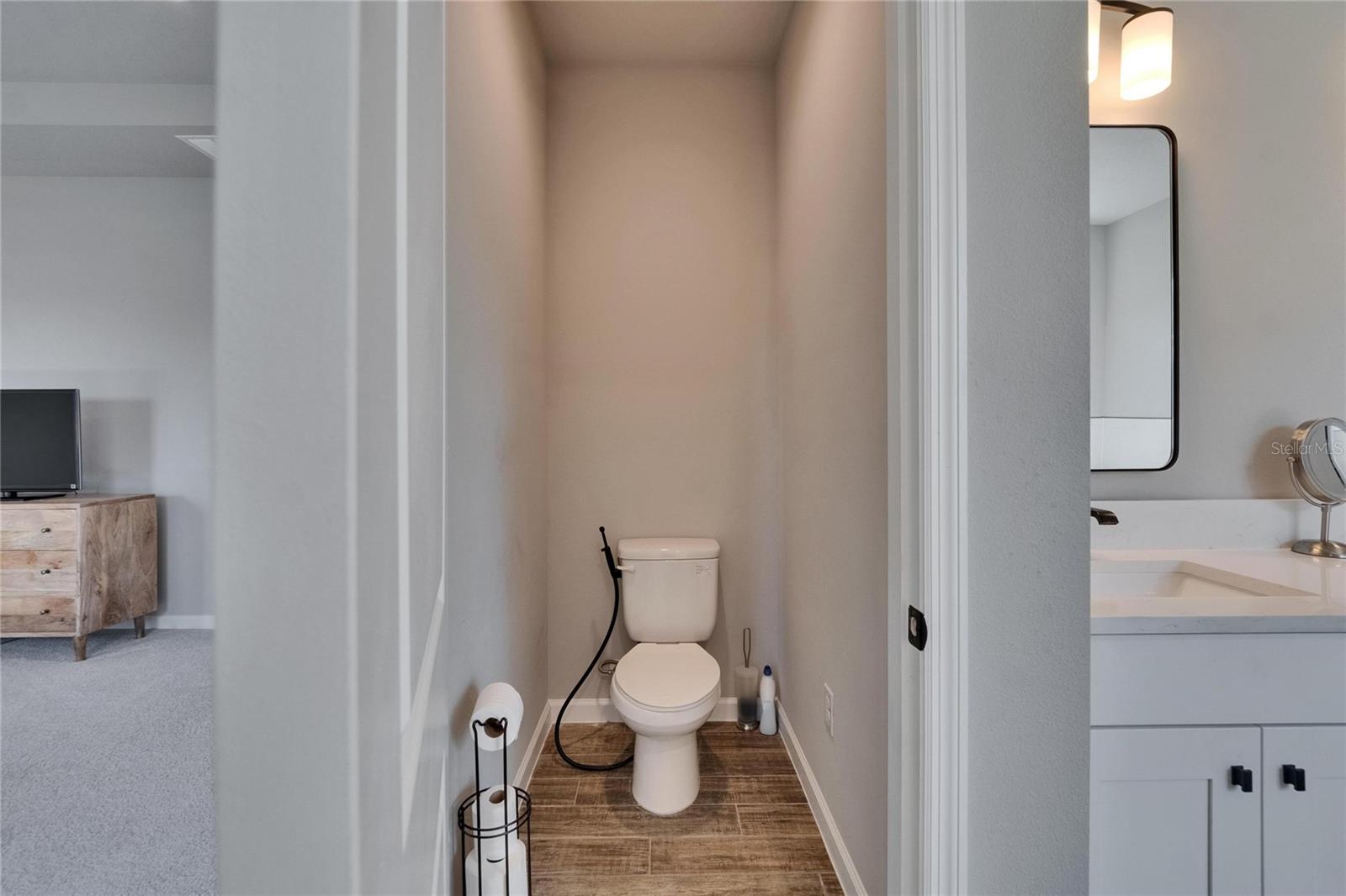 7203 1/2 S WEST SHORE BLVD