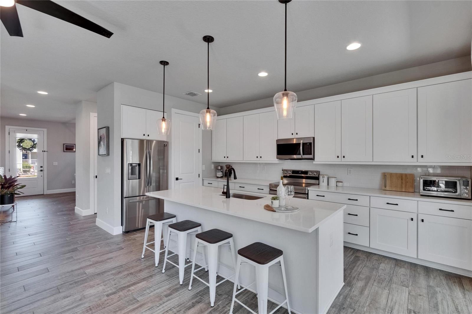 7203 1/2 S WEST SHORE BLVD