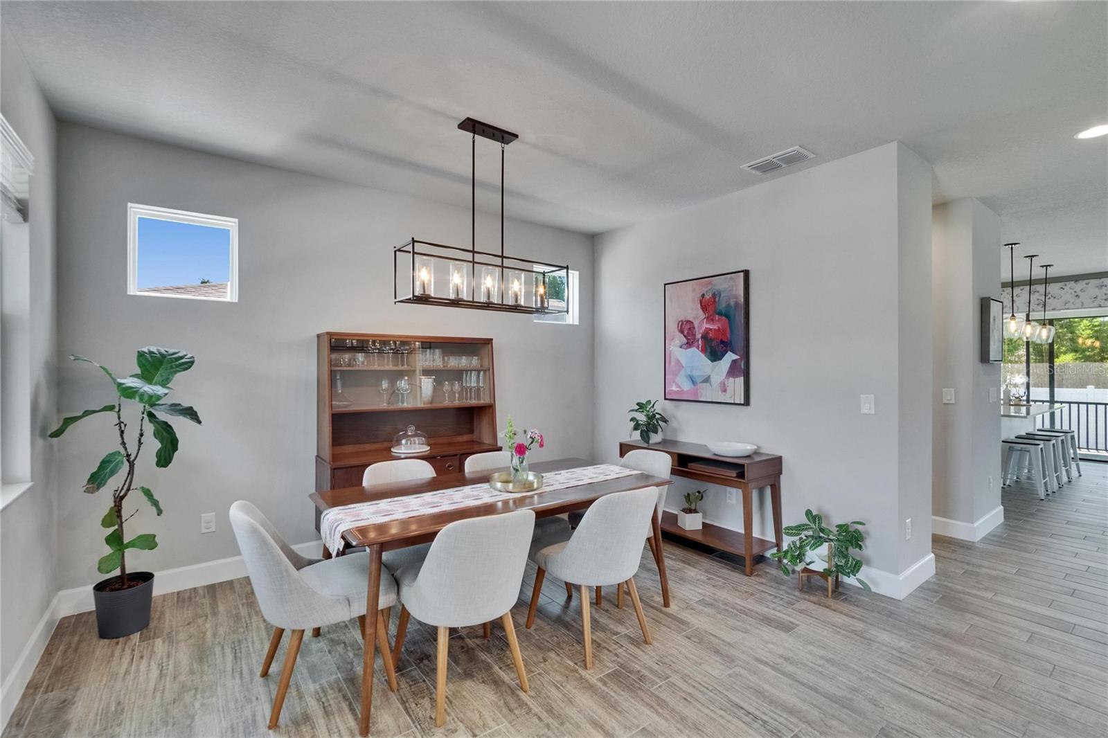 7203 1/2 S WEST SHORE BLVD