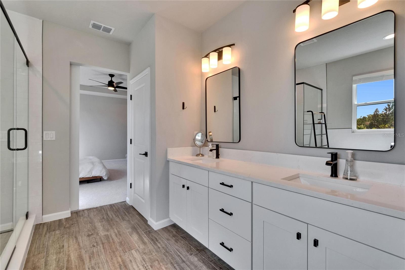 7203 1/2 S WEST SHORE BLVD