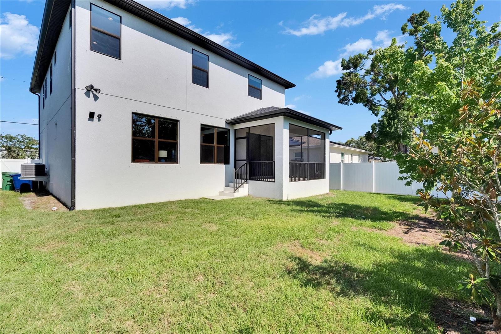 7203 1/2 S WEST SHORE BLVD