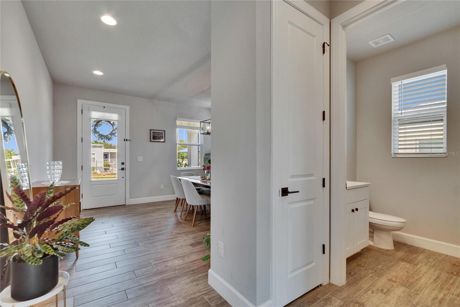 7203 1/2 S WEST SHORE BLVD