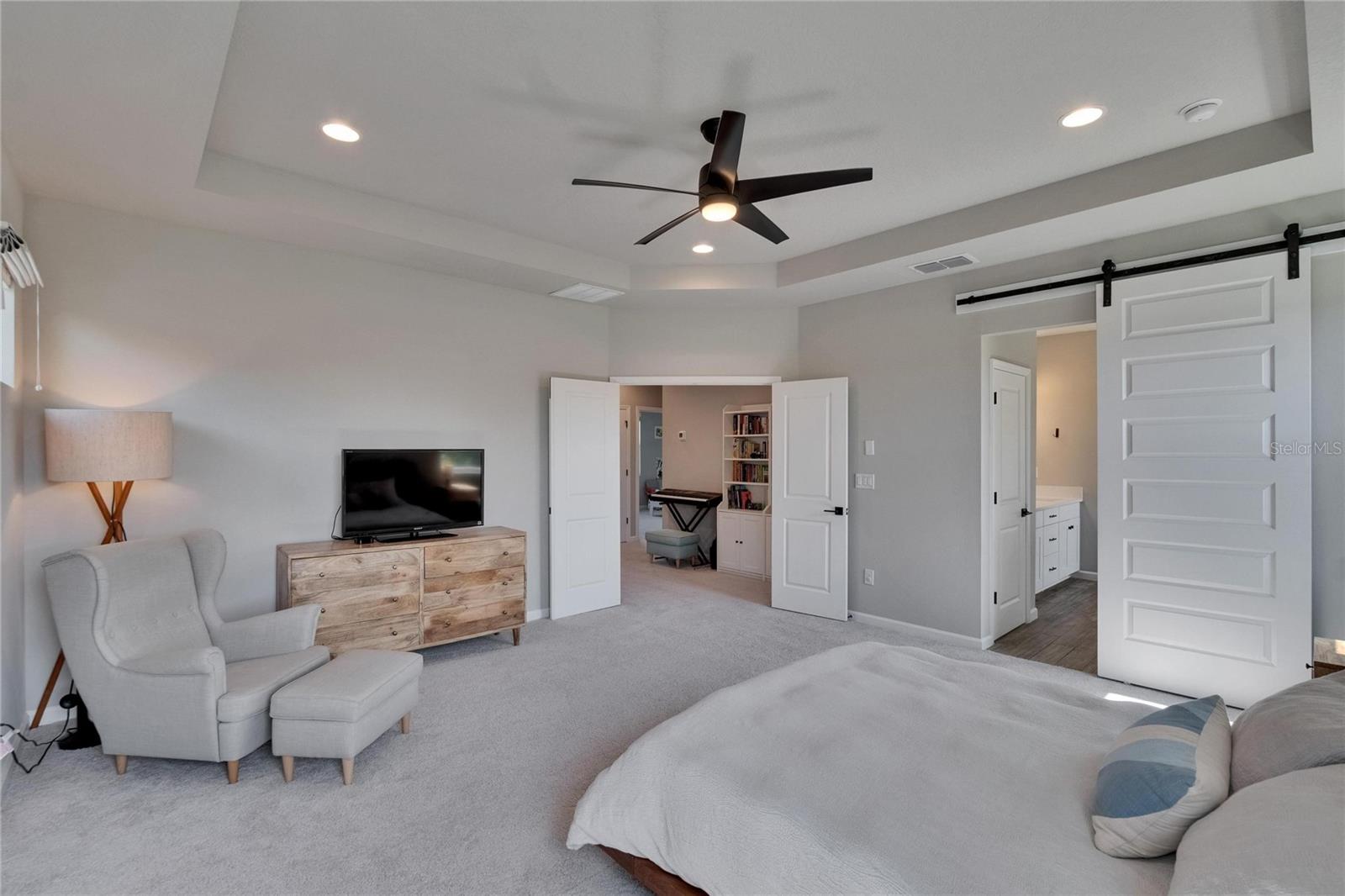 7203 1/2 S WEST SHORE BLVD