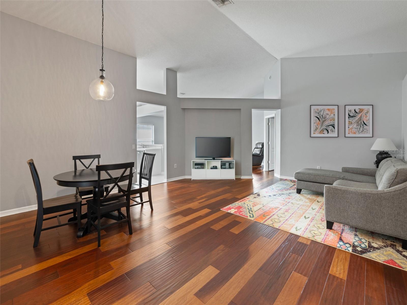 9008 EGRET COVE CIR
