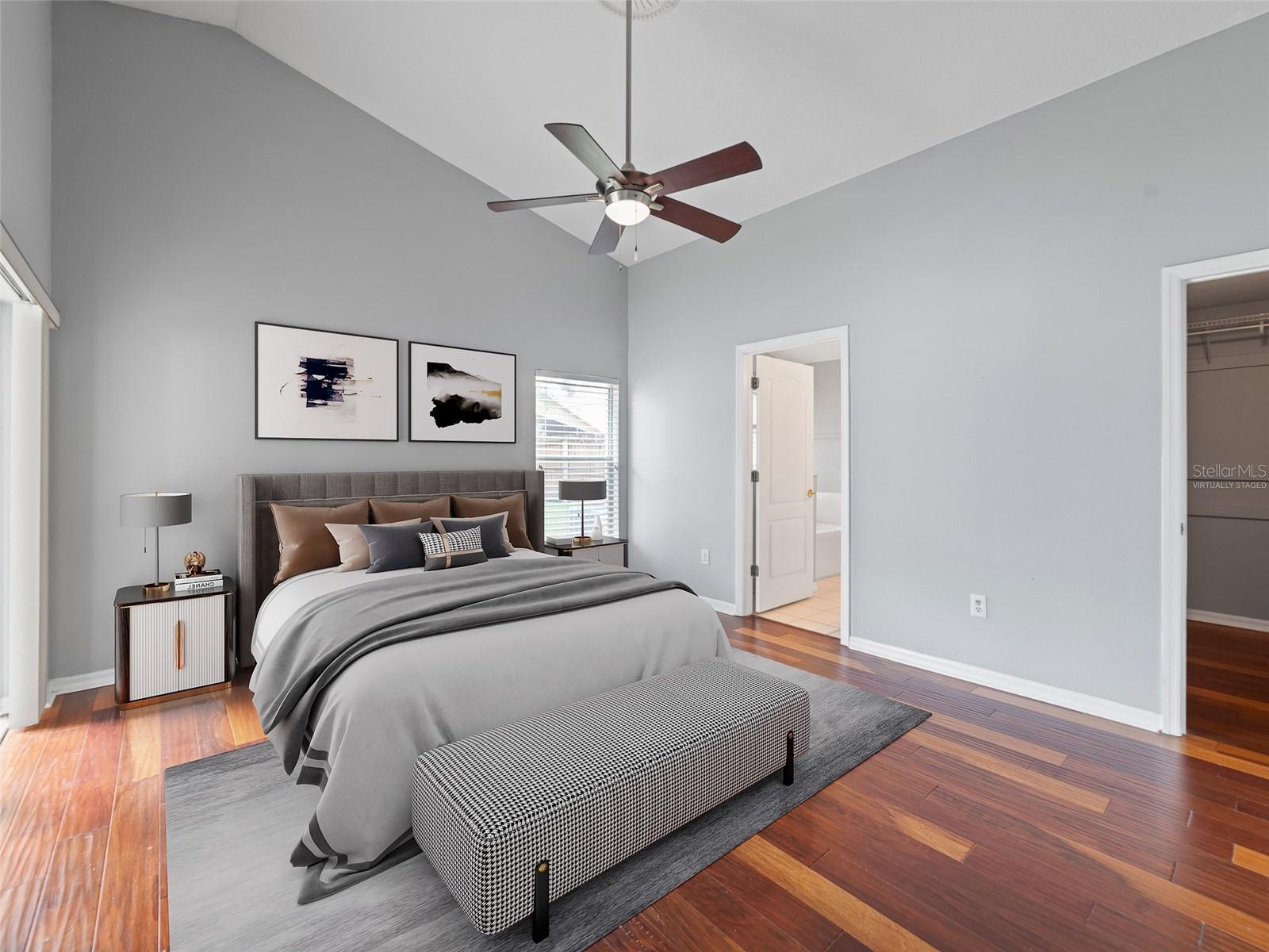 9008 EGRET COVE CIR