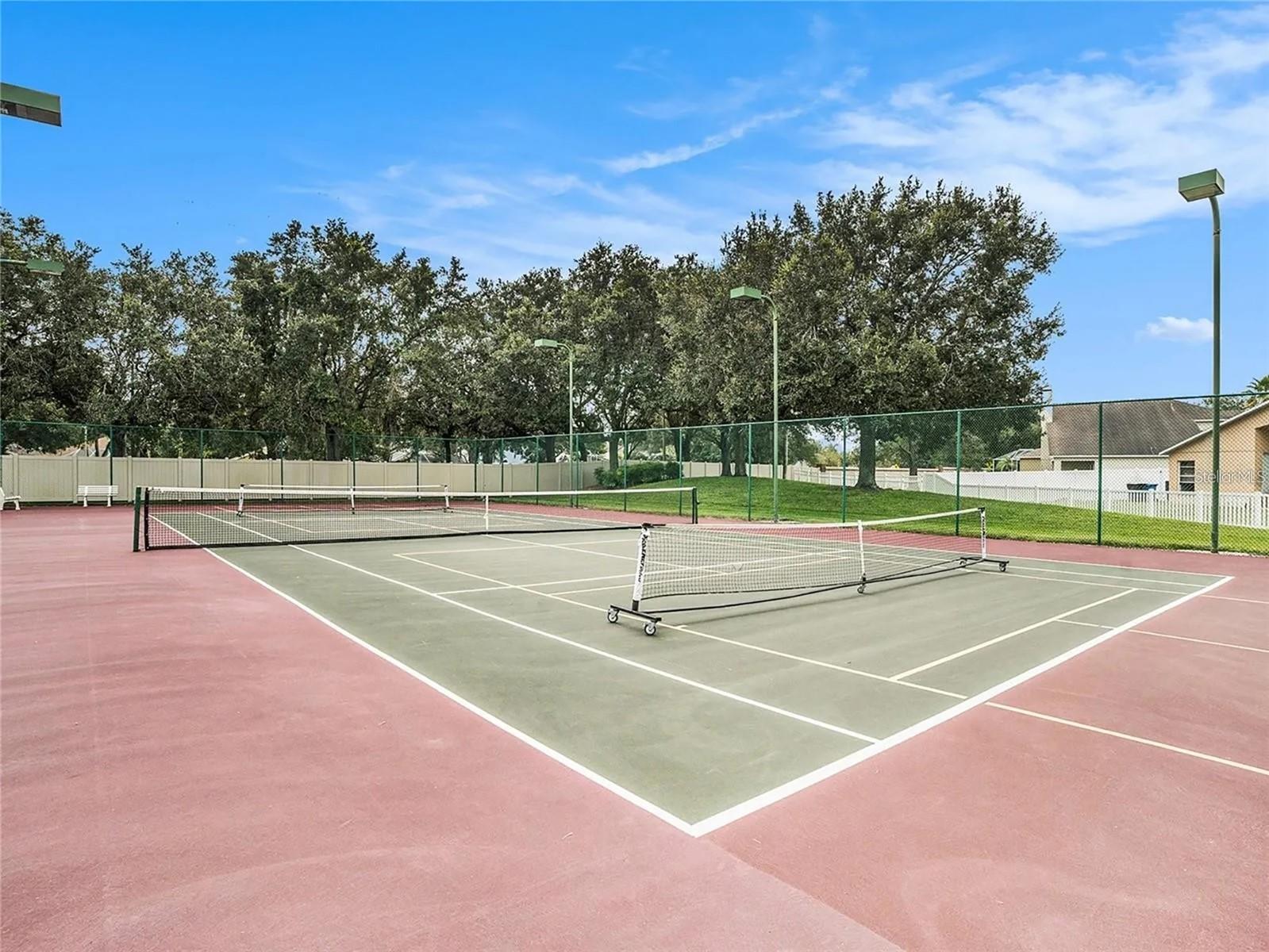 9008 EGRET COVE CIR