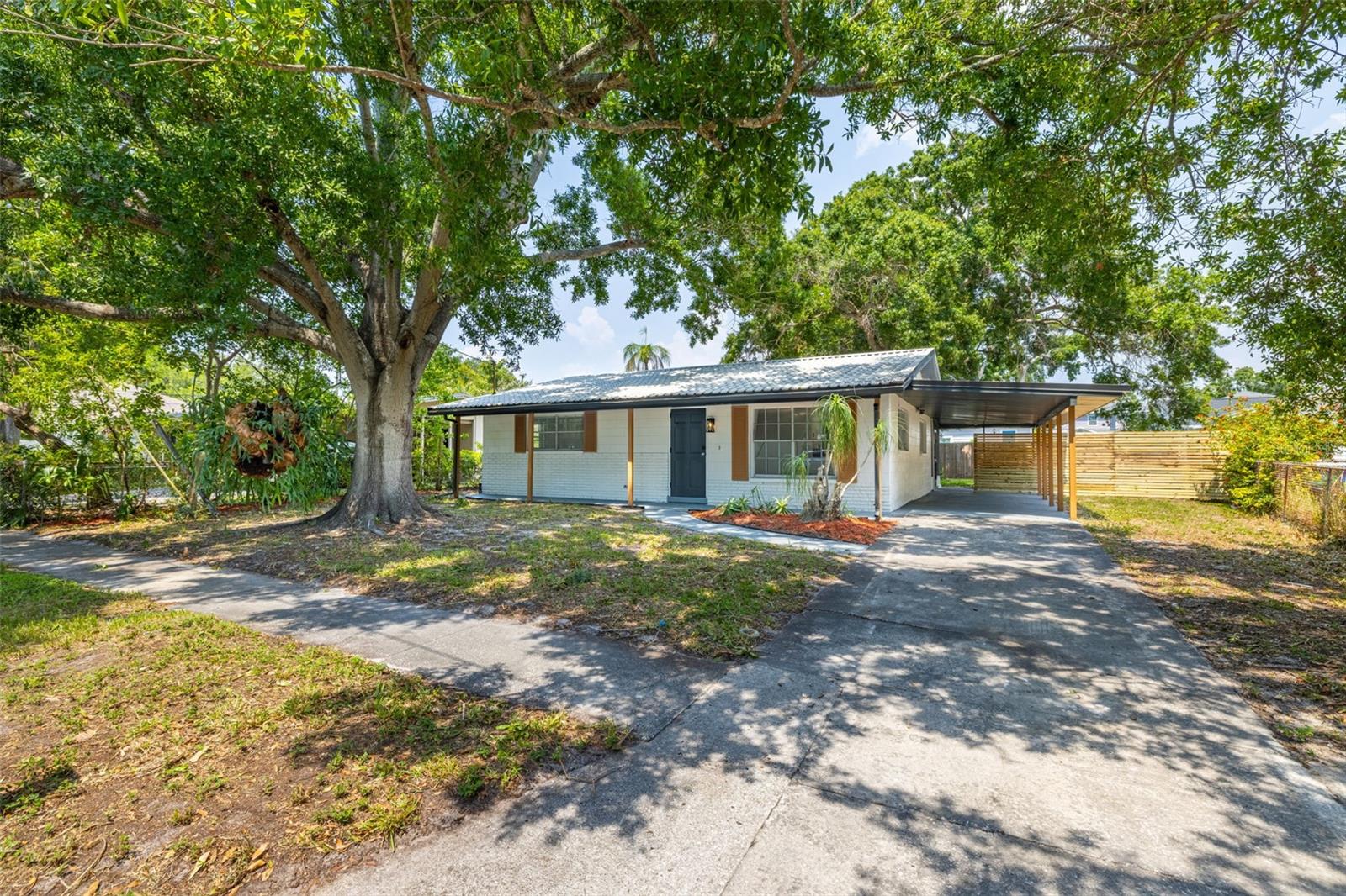 6304 S GRADY AVE