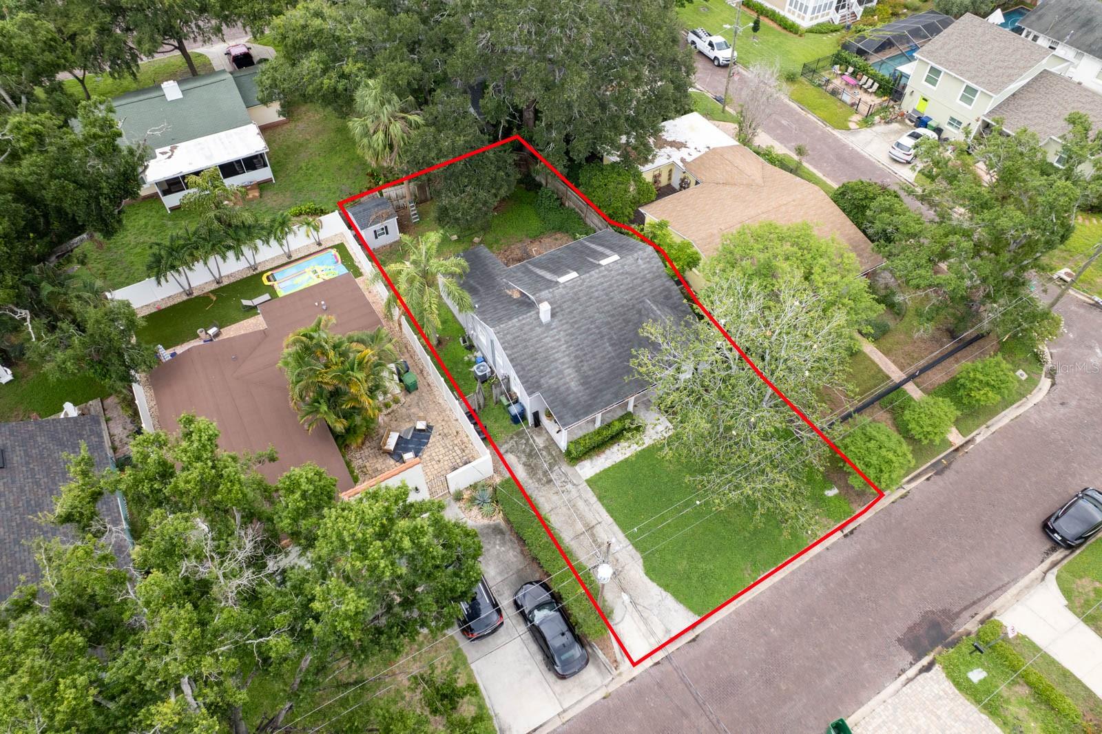 3503 W PALMIRA AVE