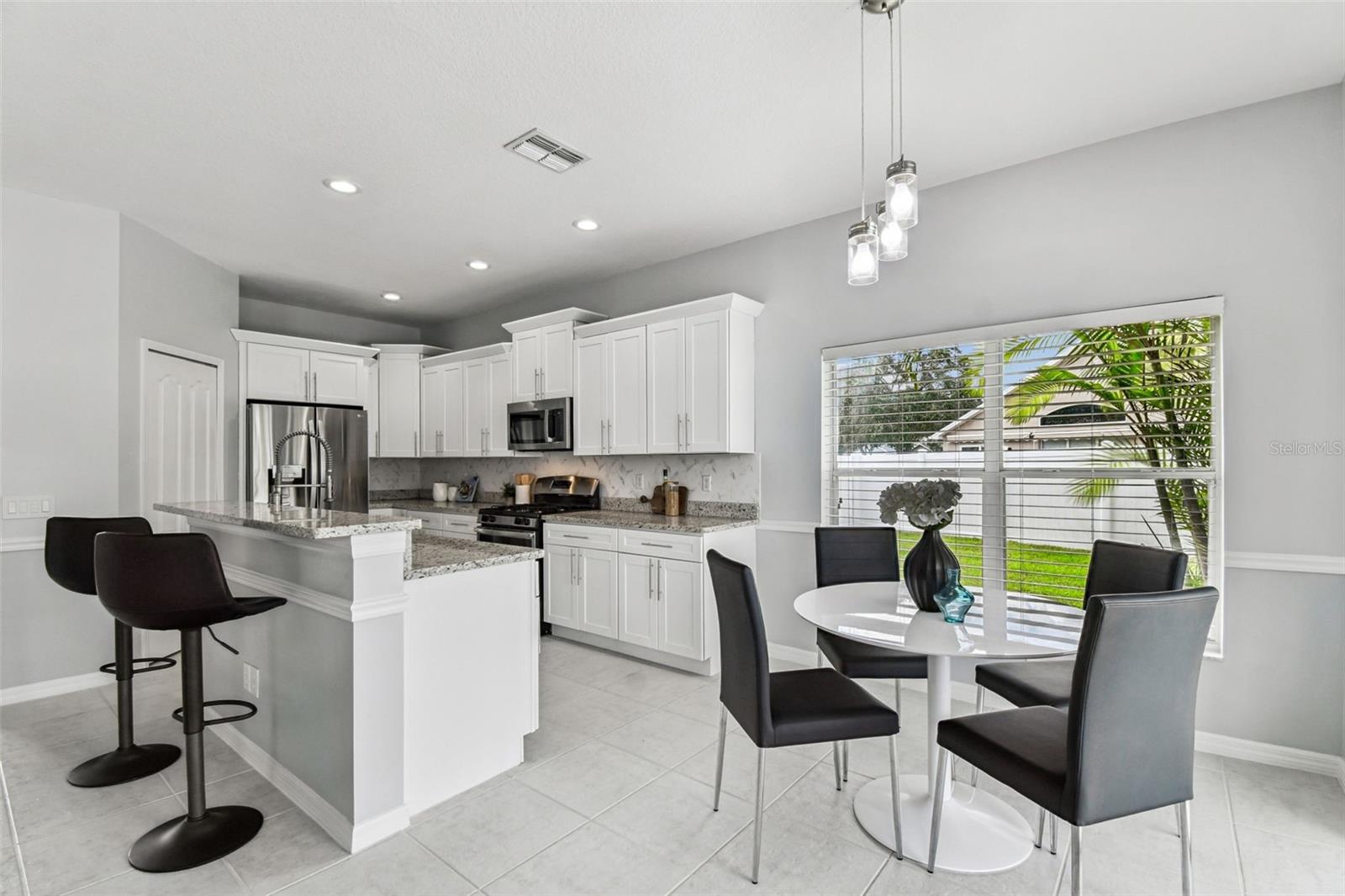 12241 BISHOPSFORD DR