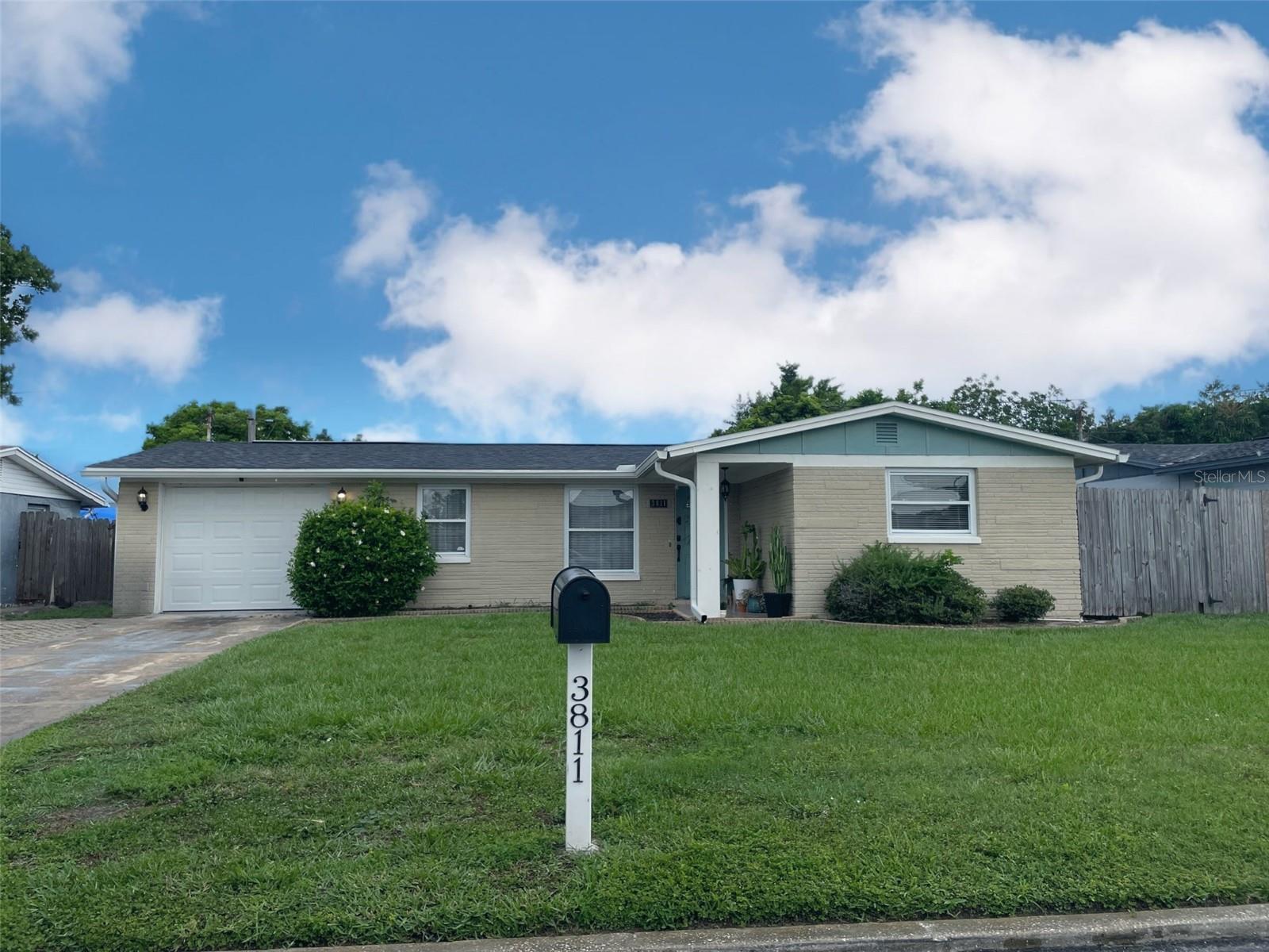 3811 ELMWOOD DR