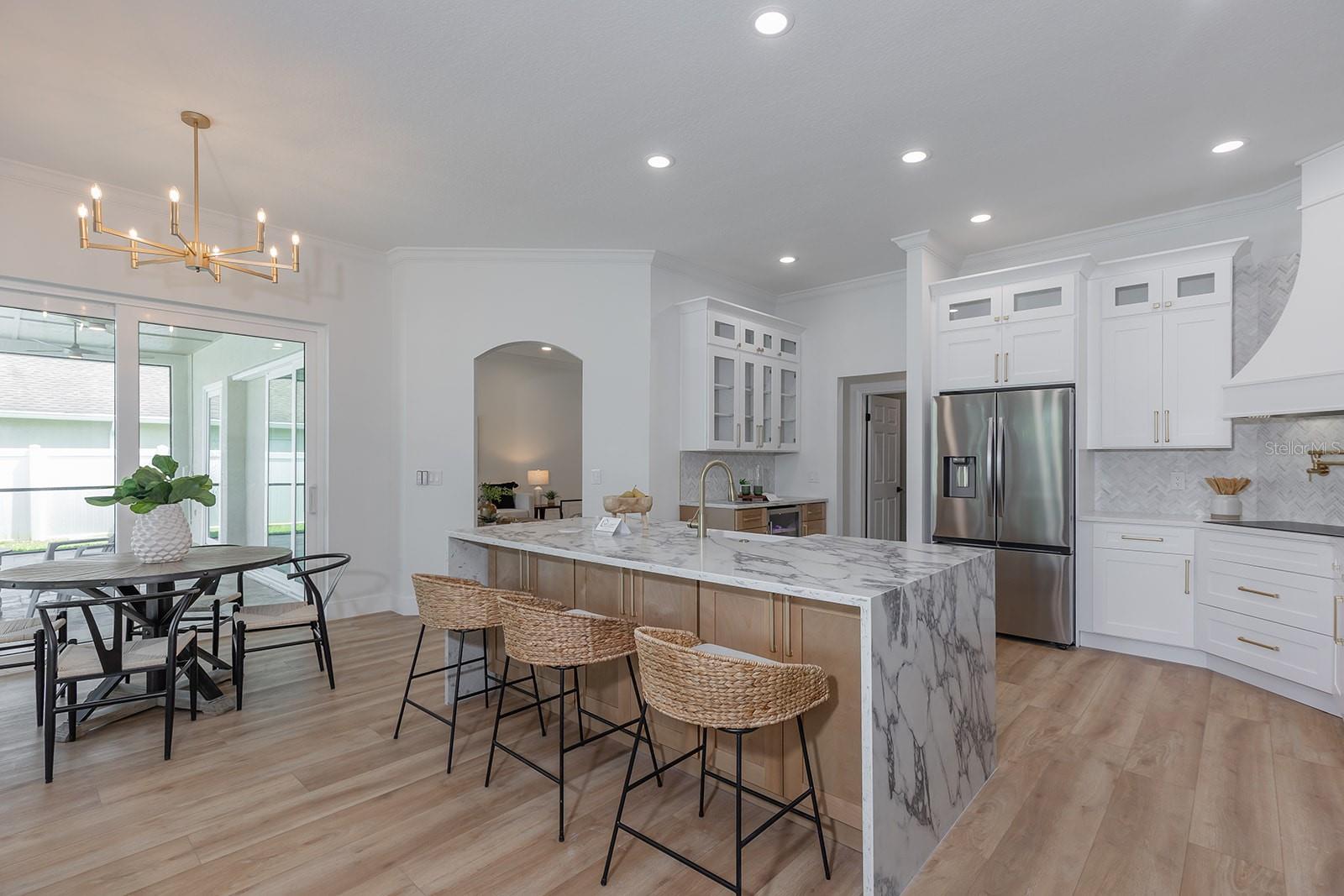 17504 ISBELL LN