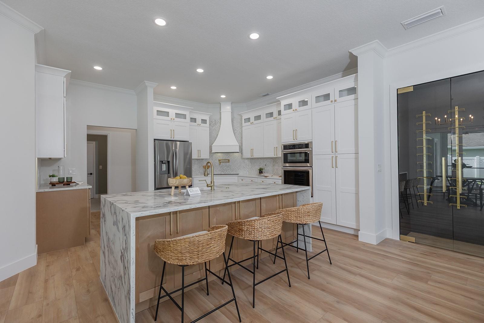 17504 ISBELL LN