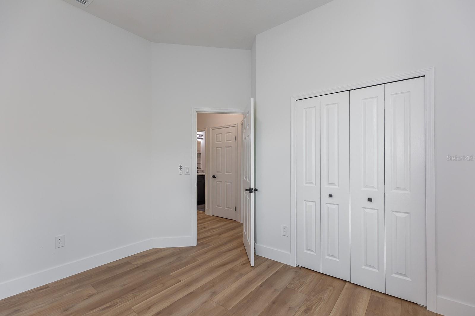 17504 ISBELL LN
