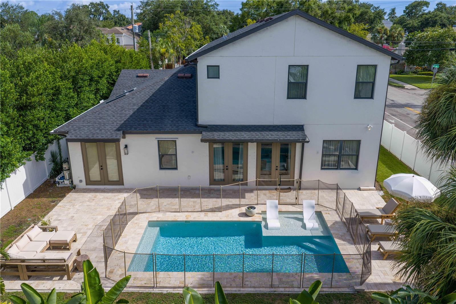 3821 W SEVILLA ST