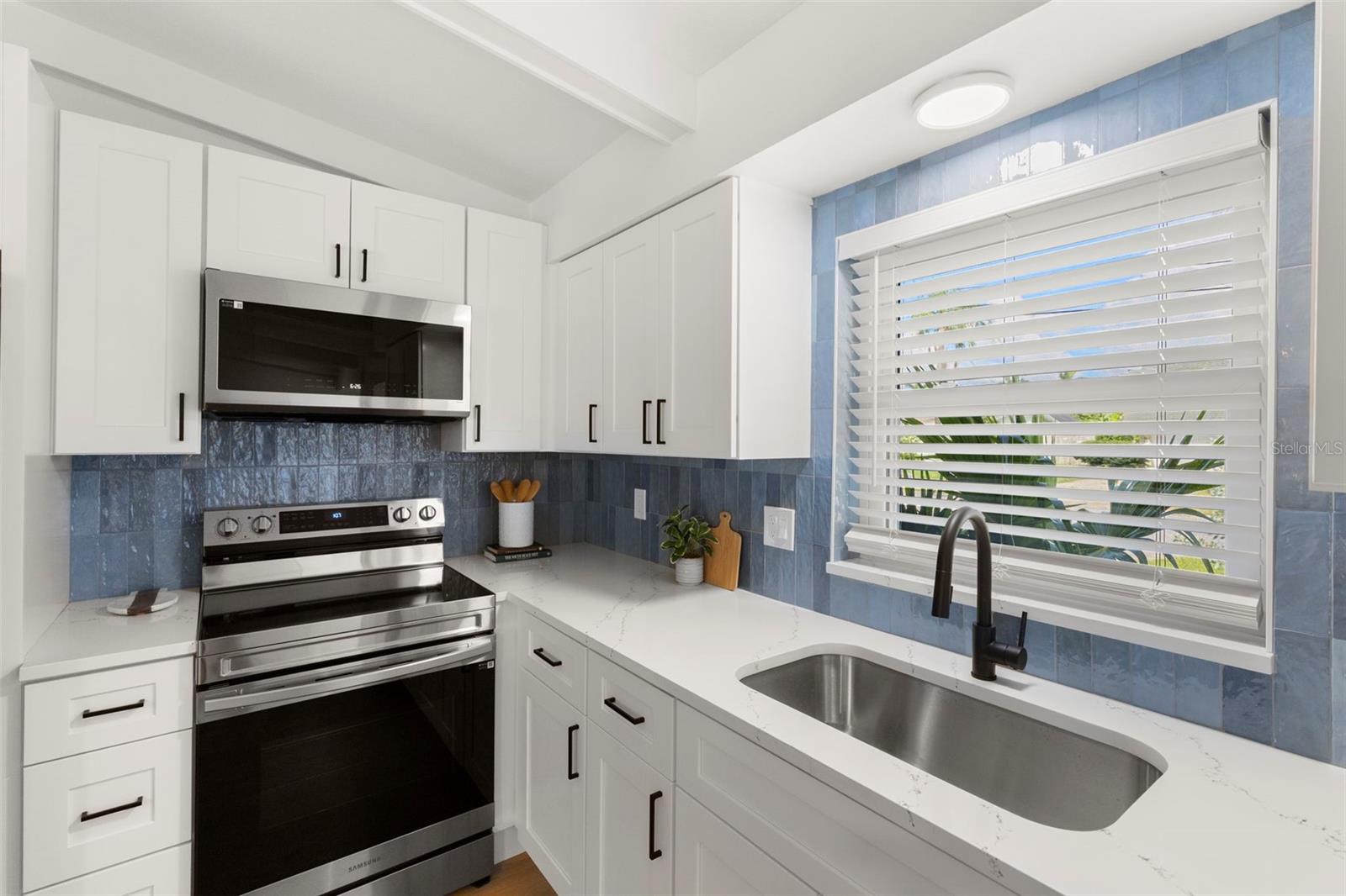 2164 CEDAR DR