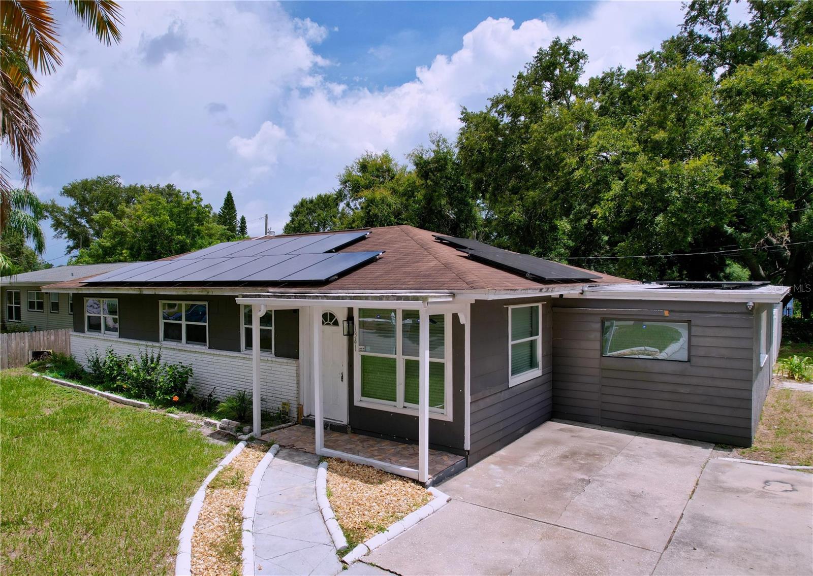 1341 SANDY LN