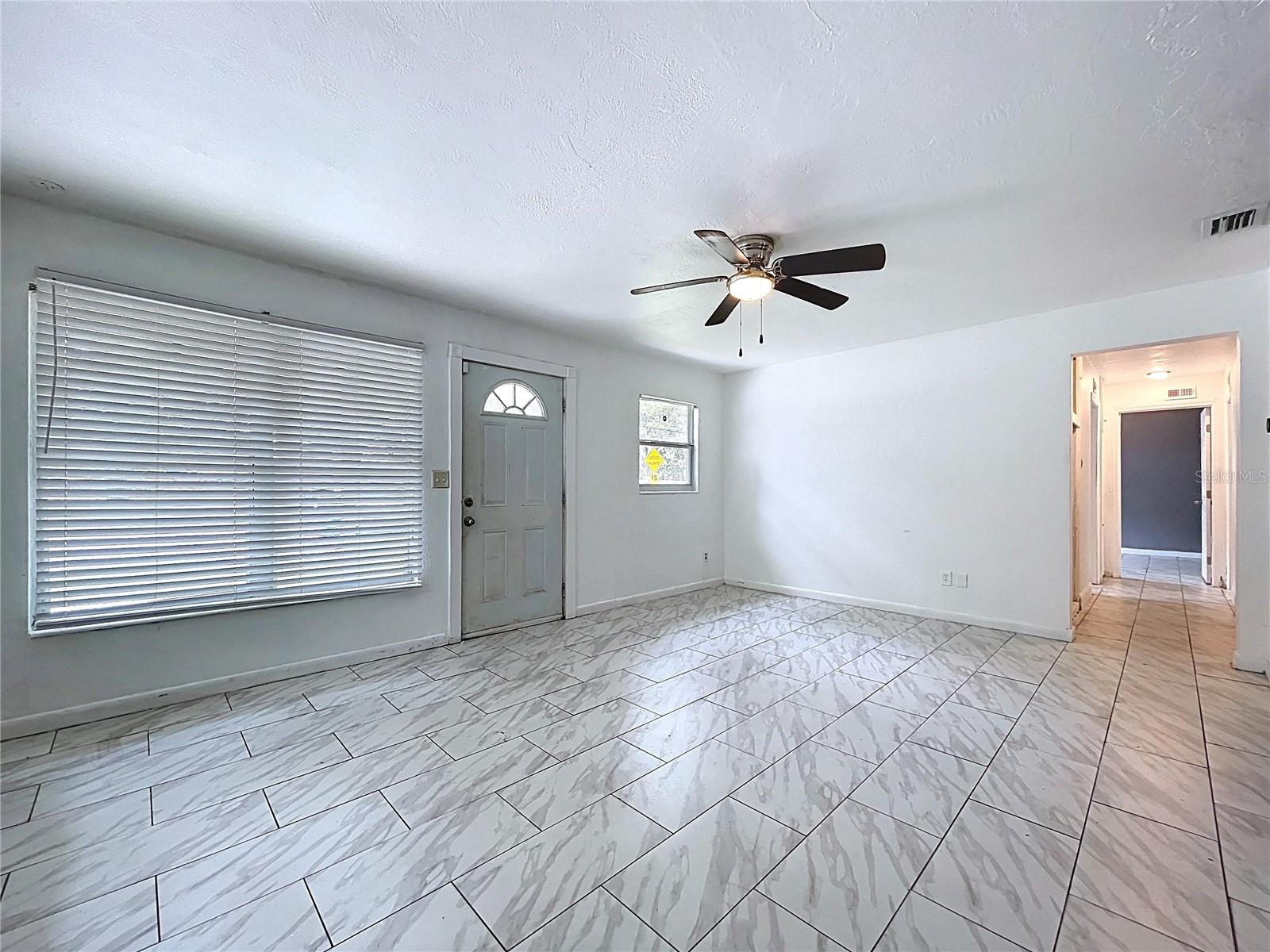 1341 SANDY LN