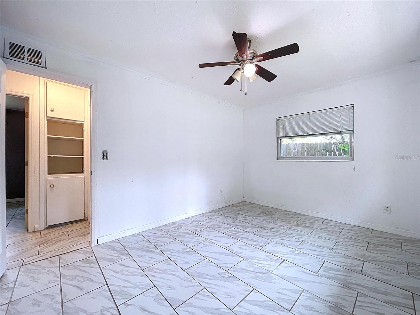 1341 SANDY LN