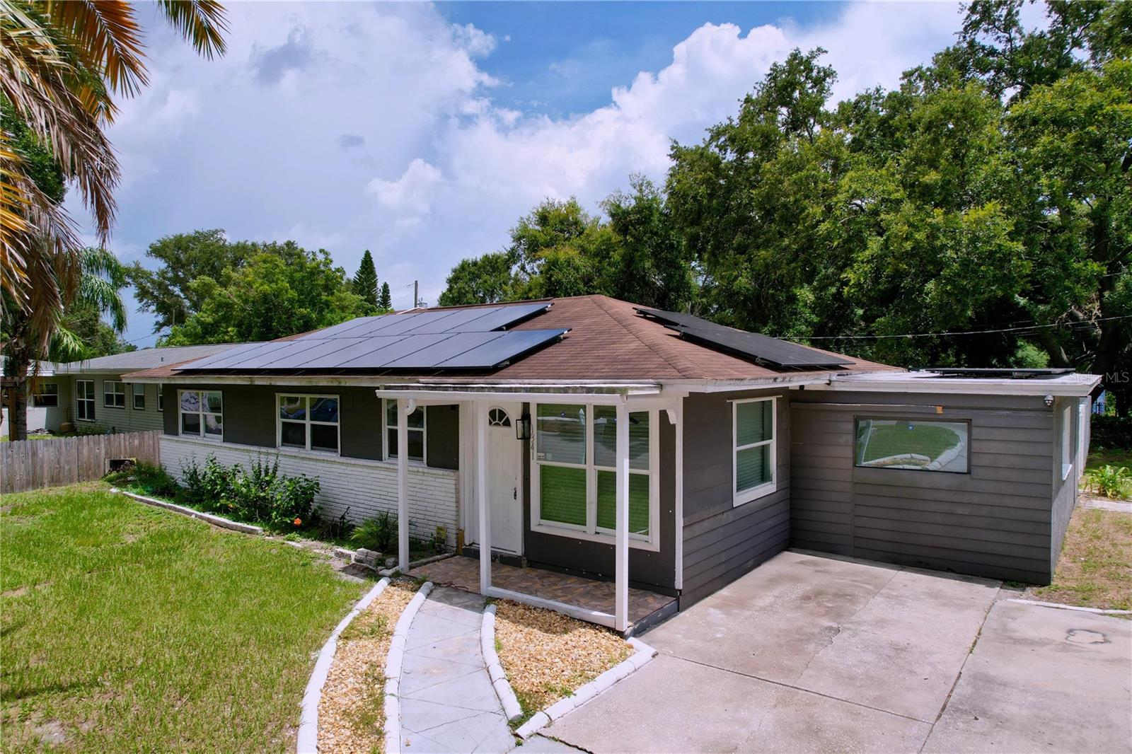 1341 SANDY LN