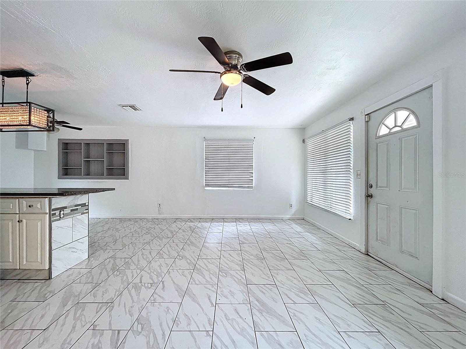 1341 SANDY LN