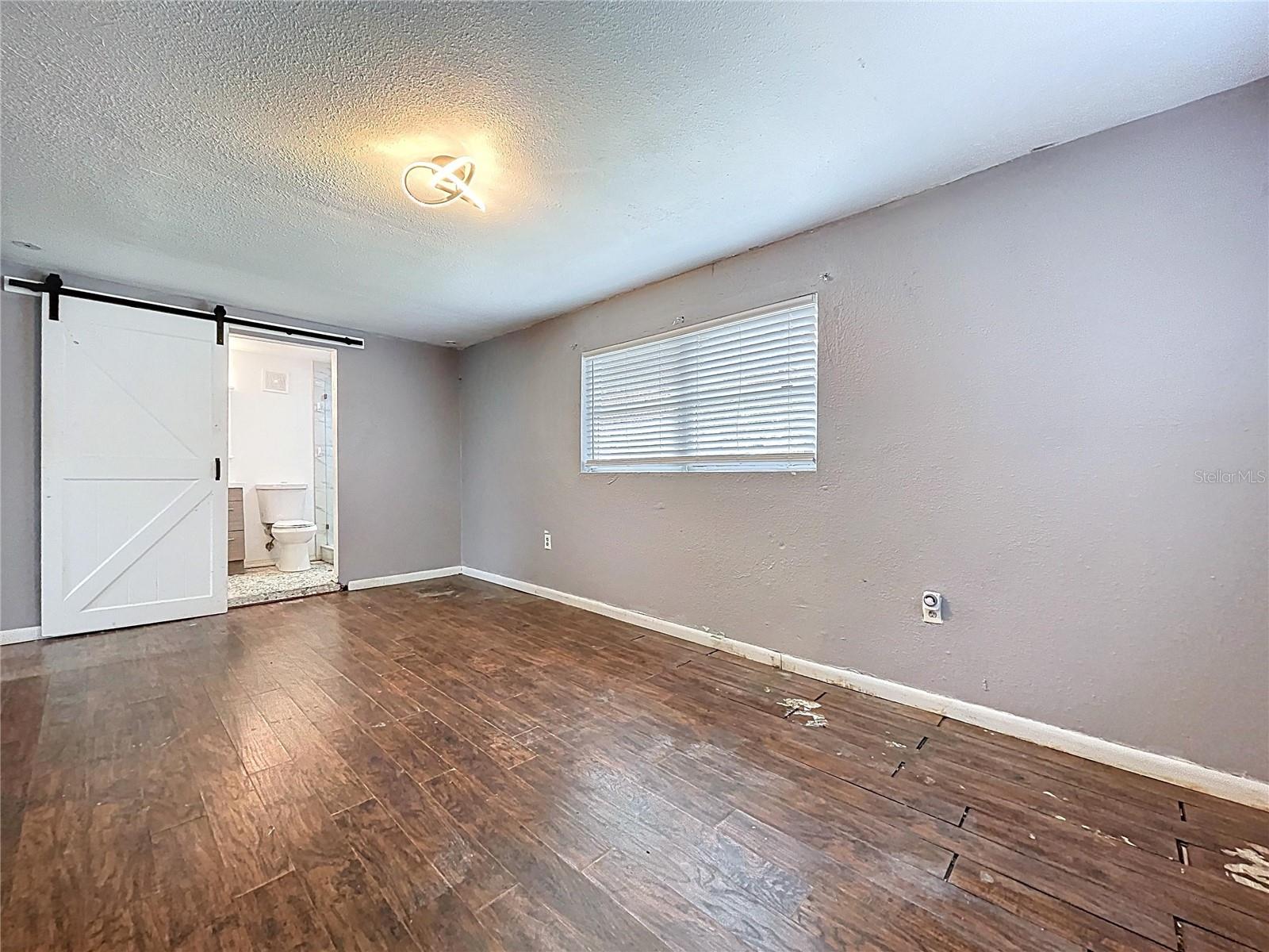 1341 SANDY LN