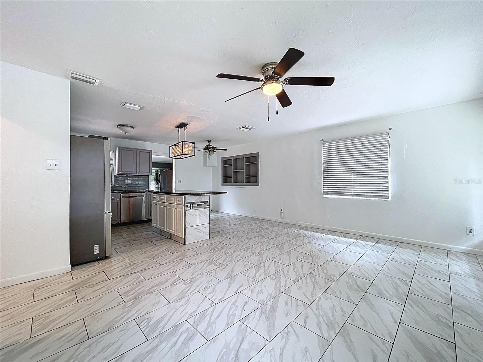 1341 SANDY LN