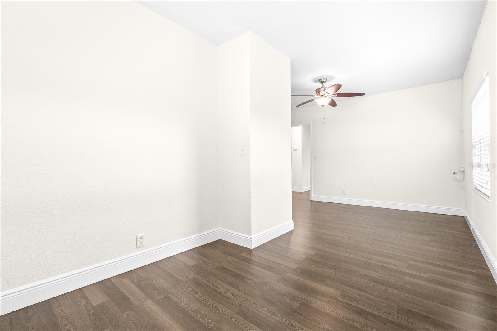 1512 W KIRBY ST