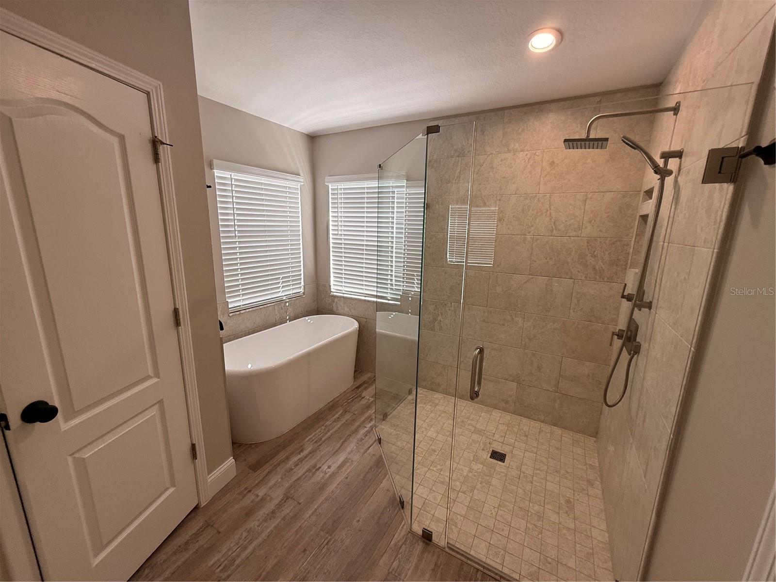 7522 TOWER BRIDGE DR