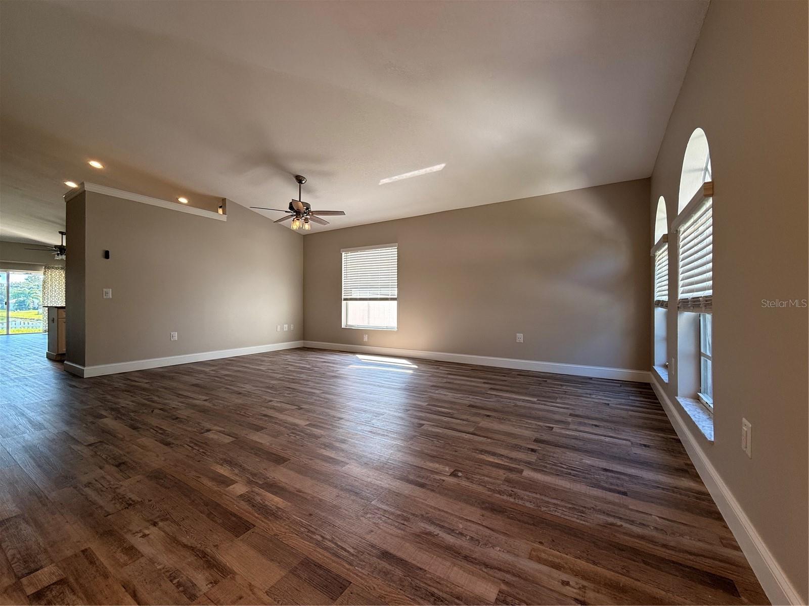 7522 TOWER BRIDGE DR