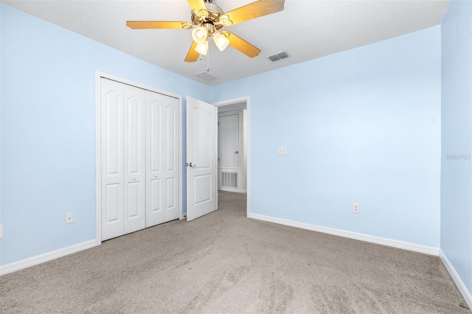 16713 SCENIC HILL WAY