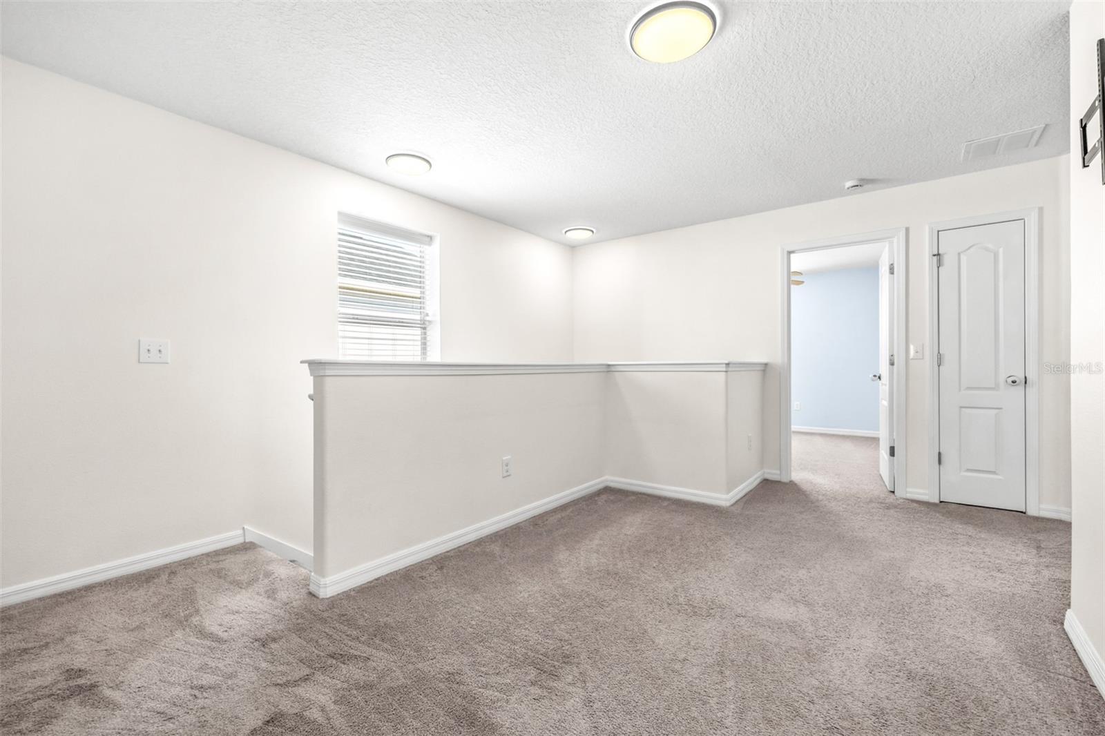 16713 SCENIC HILL WAY