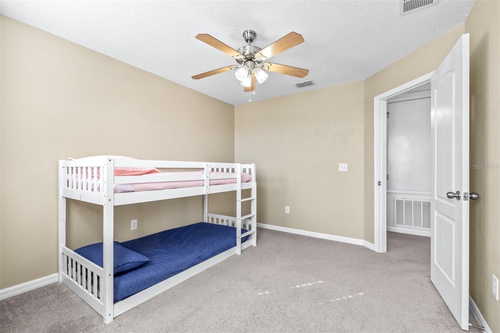 16713 SCENIC HILL WAY
