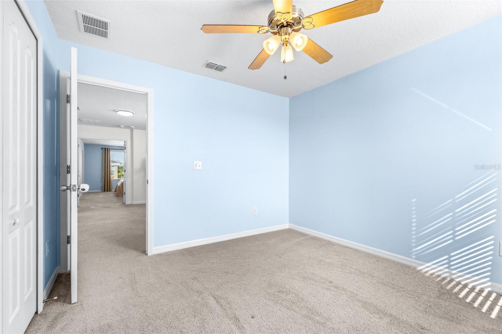 16713 SCENIC HILL WAY