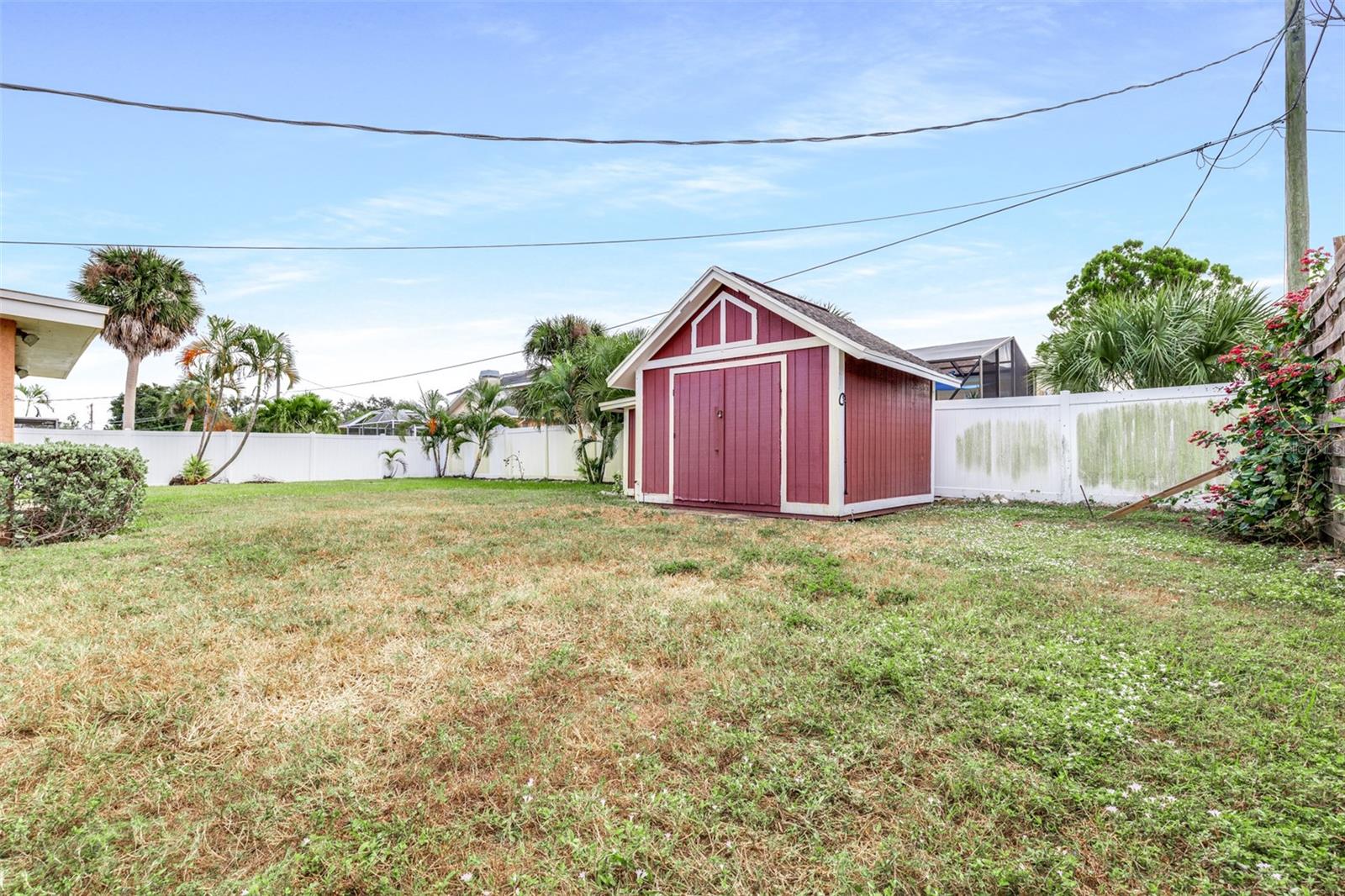 655 CARMEL RD