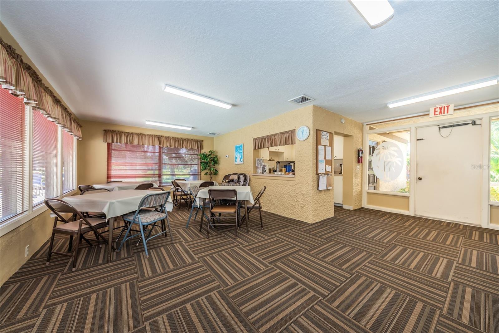 1701 PINEHURST RD #4F