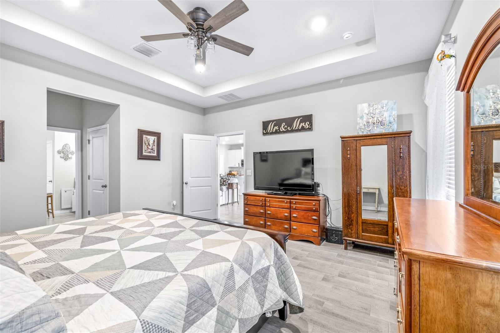 3847 SUNNY SPRING ST