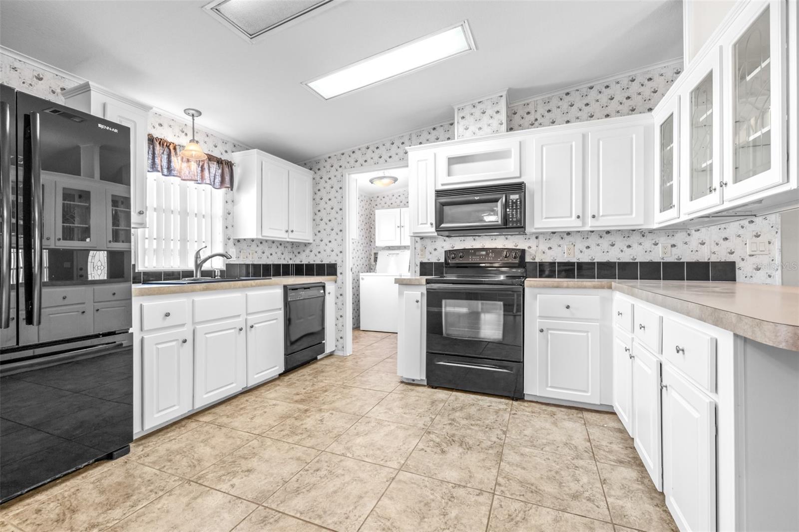 5453 WILLIAMSBURG LN