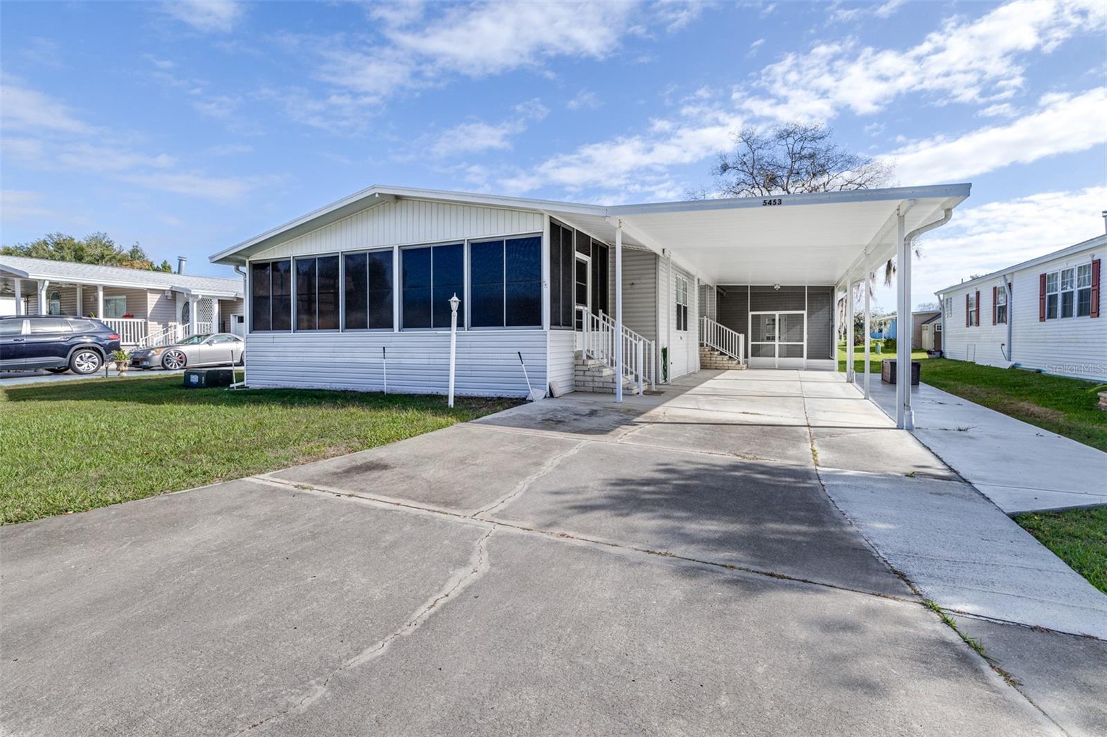 5453 WILLIAMSBURG LN