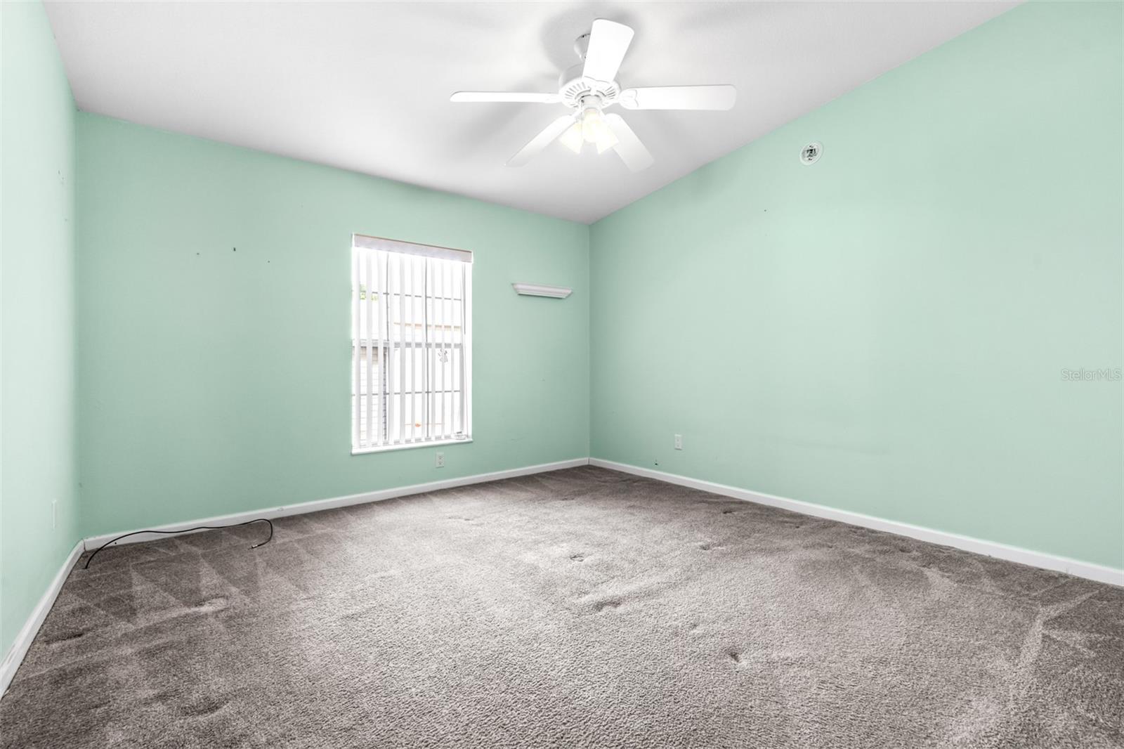 5453 WILLIAMSBURG LN