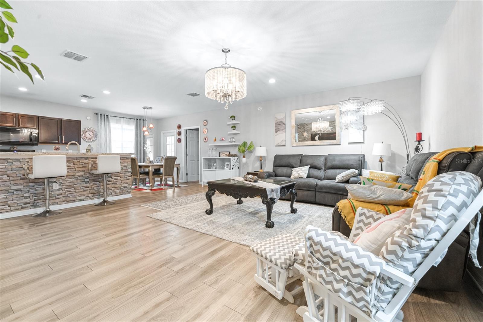 7312 INDIGO OASIS CT