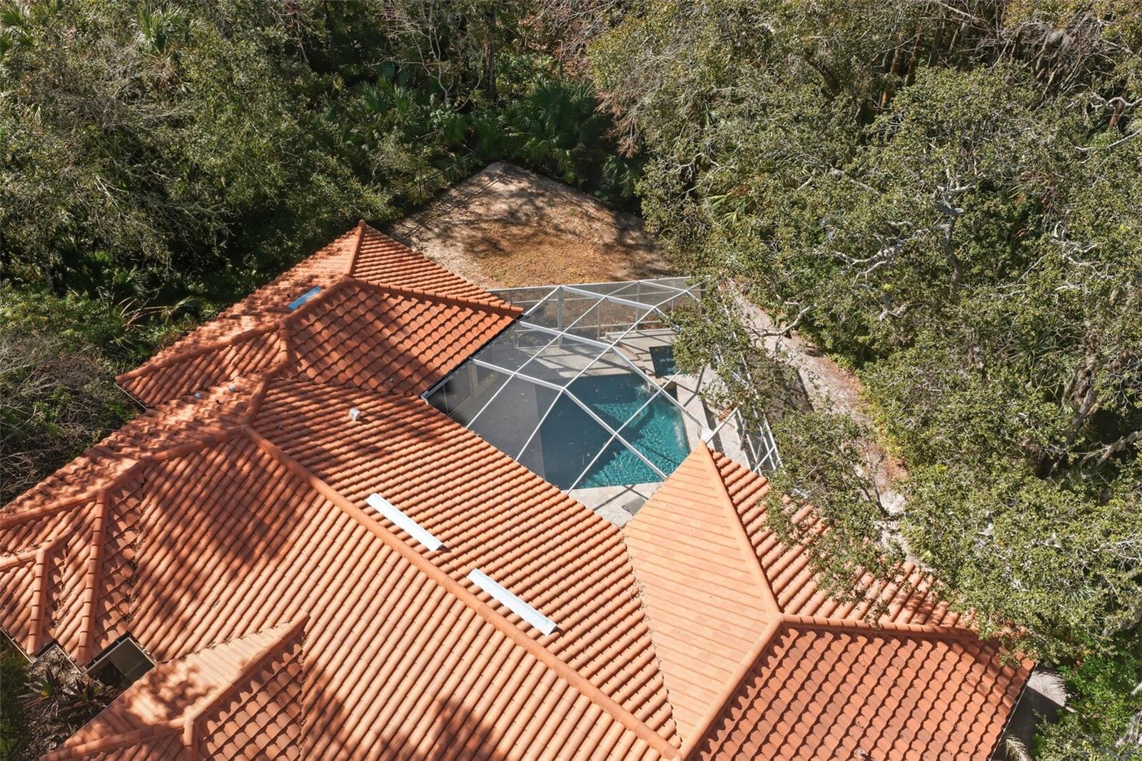 1362 E LAKE WOODLANDS PKWY