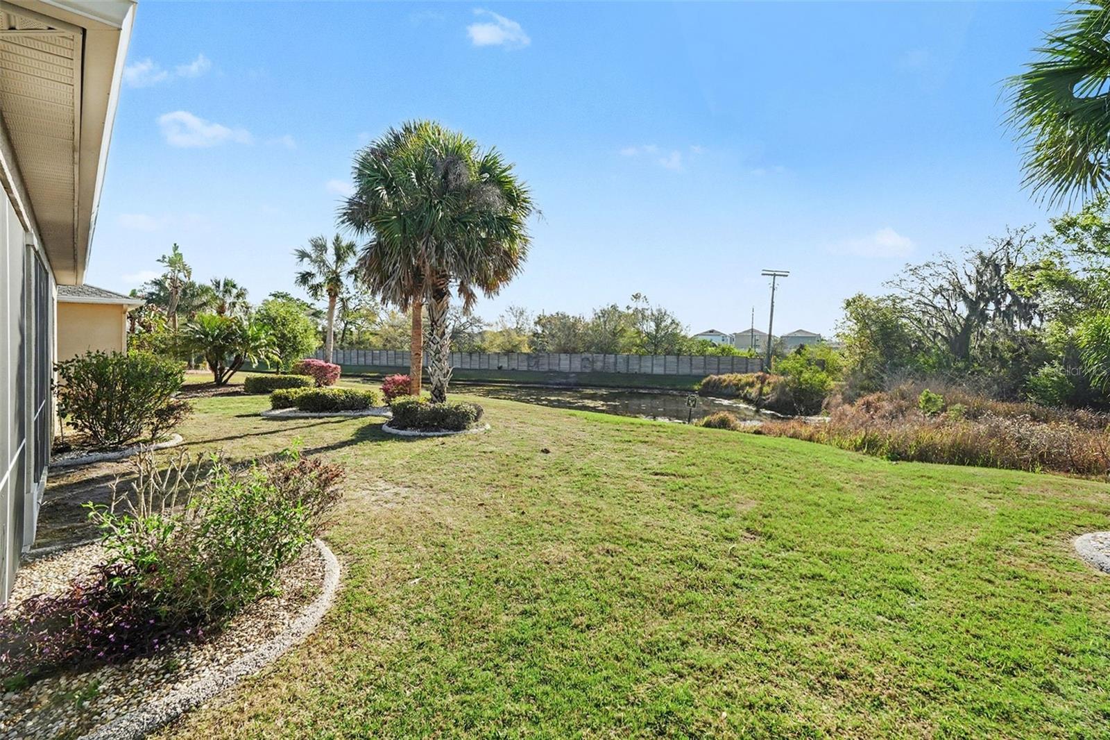 918 REGAL MANOR WAY