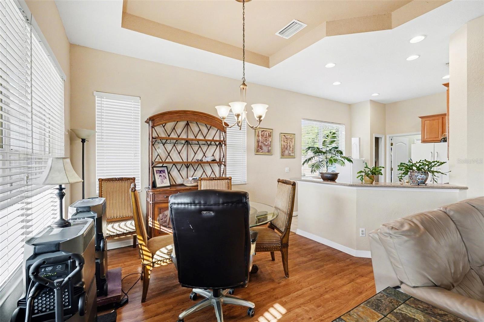 918 REGAL MANOR WAY