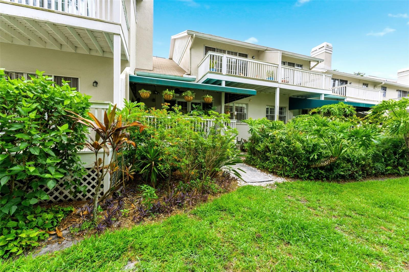 2605 W BALLAST POINT BLVD