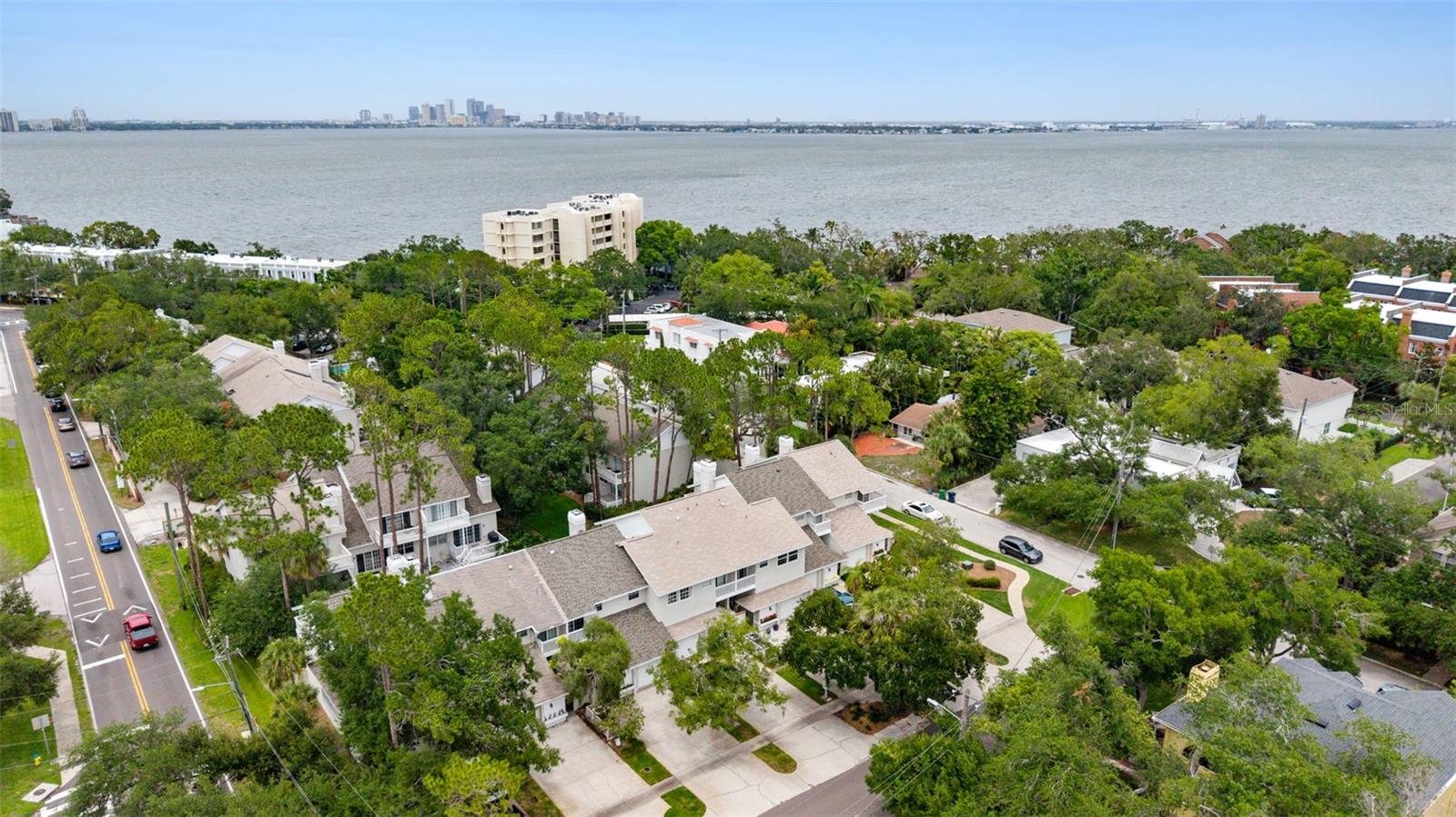 2605 W BALLAST POINT BLVD