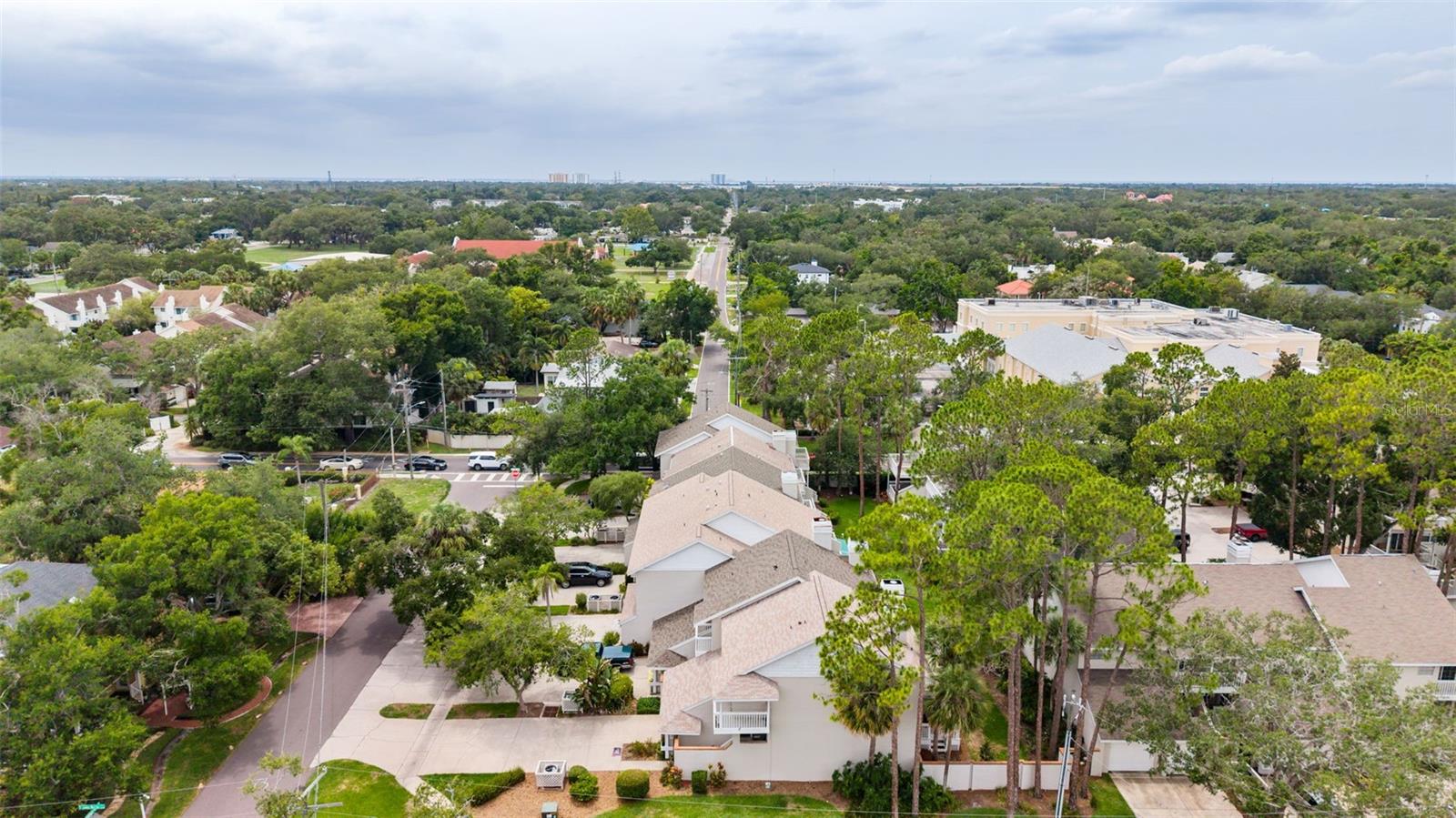2605 W BALLAST POINT BLVD