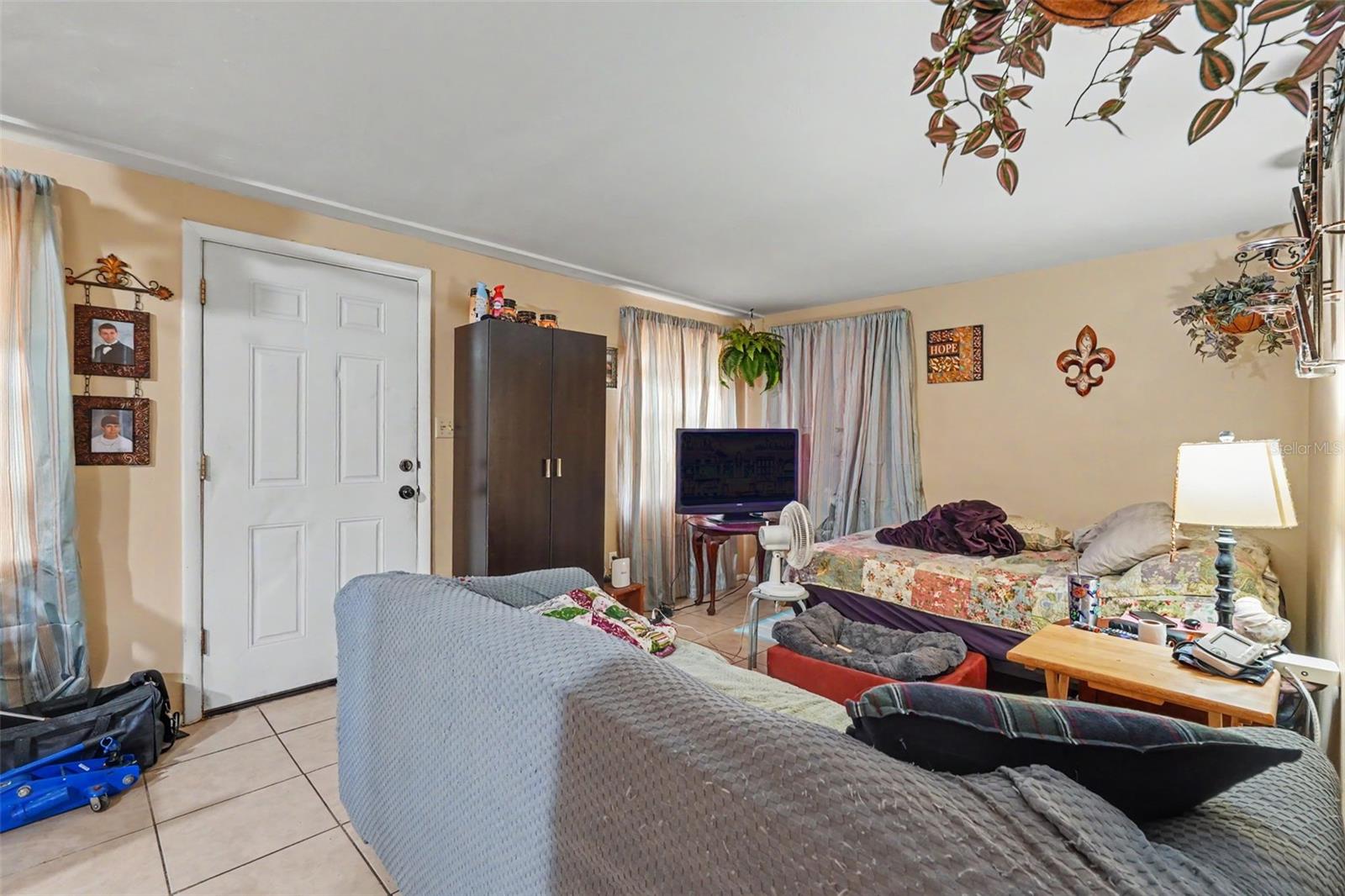 5513 OCEANIC RD