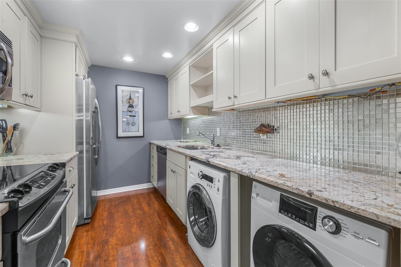 3211 W SWANN AVE #410